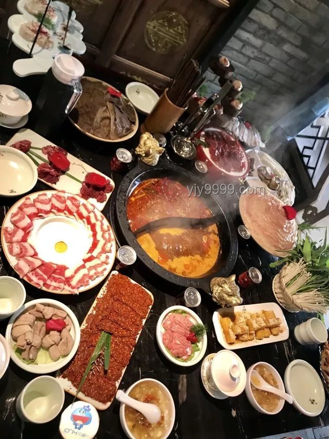 首尔韩定食探店贵至¥9万2，如何高性价比享受美食？